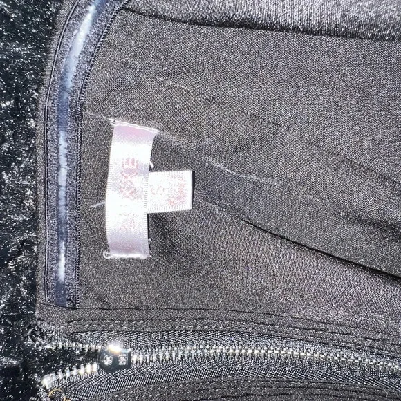 Jumpsuit - Picture 8 of 8